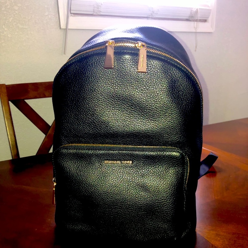 Michael kors back pack